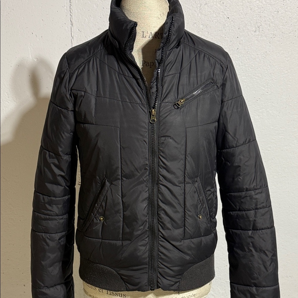 📌 Arizona Jean Company  Black Puffer Jacket.